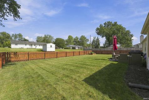 2218 Foxboro Drive Fort Wayne IN 46818