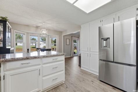 2218 Foxboro Drive Fort Wayne IN 46818