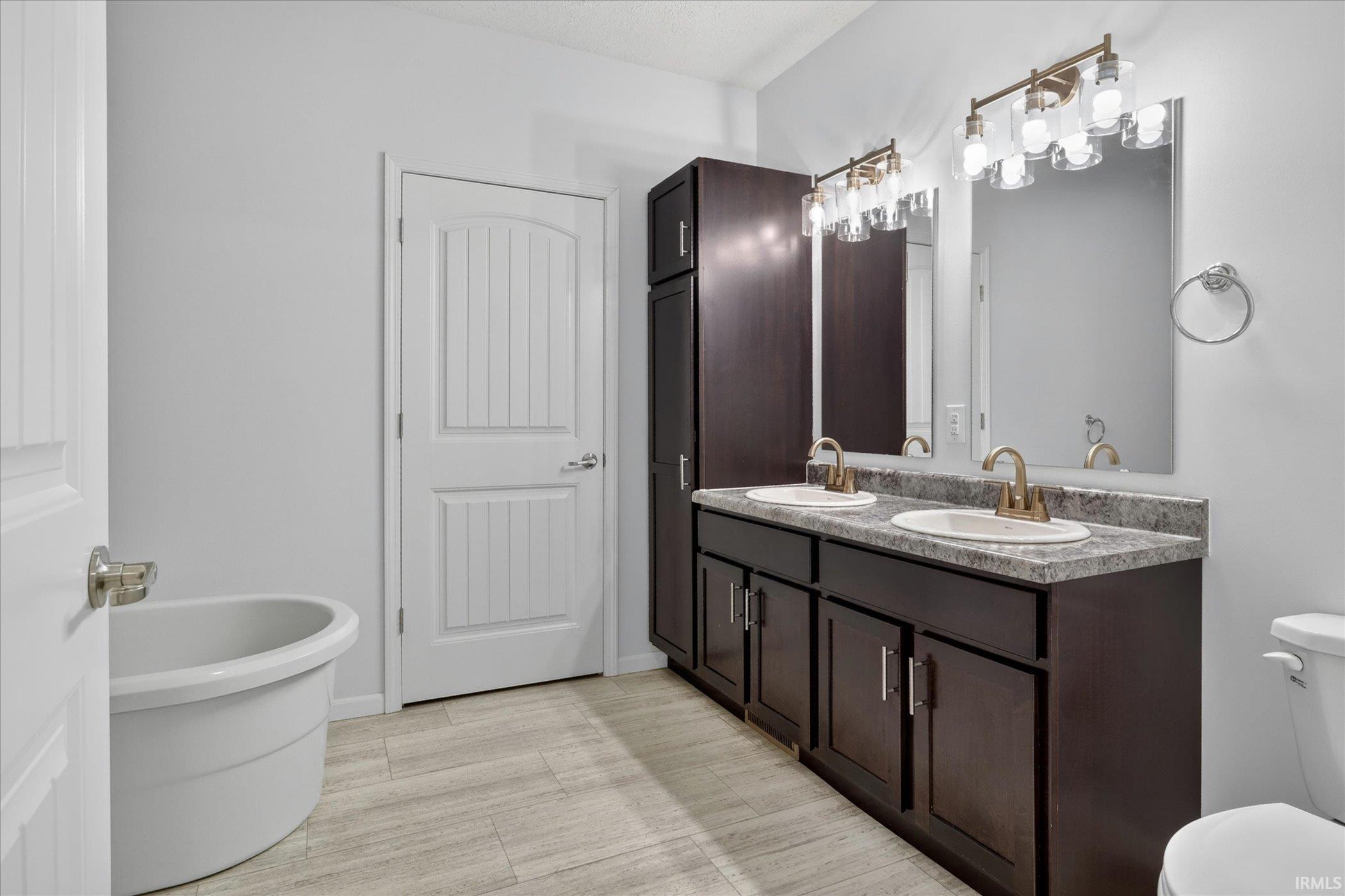 1508 Evergreen Place Elkhart IN 46514