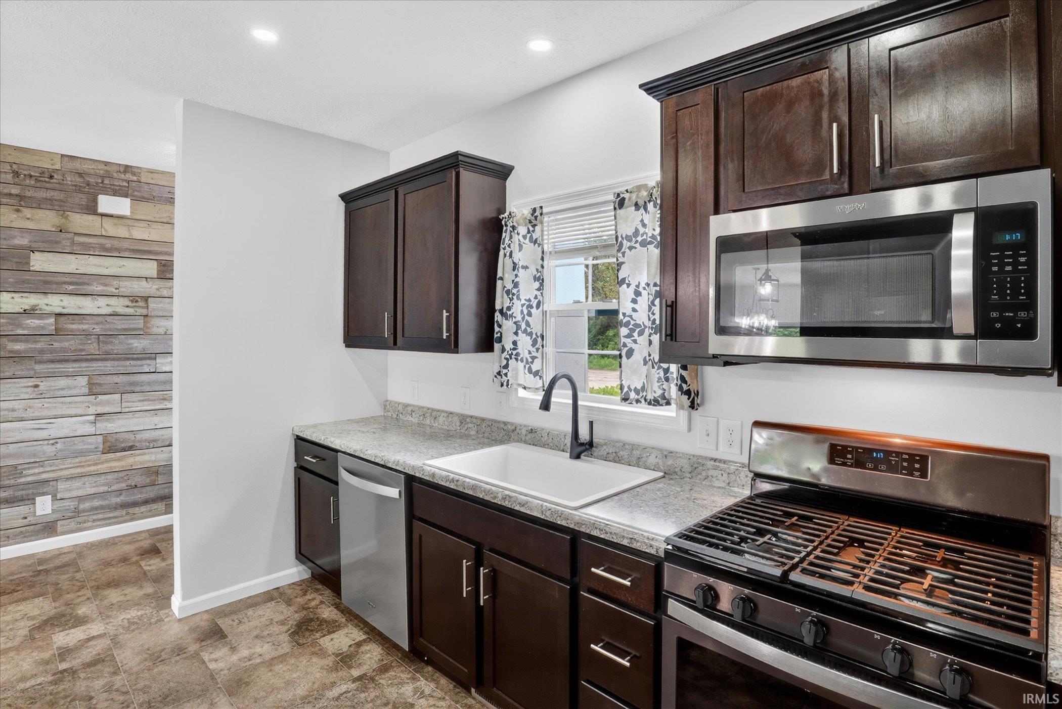 1508 Evergreen Place Elkhart IN 46514