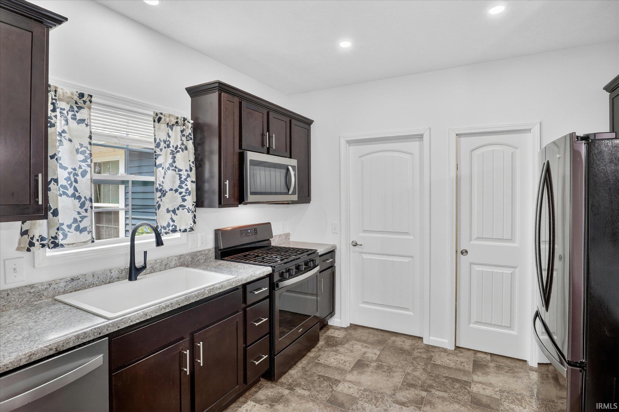 1508 Evergreen Place Elkhart IN 46514