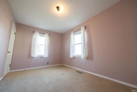 2205 S Vine Street Muncie IN 47302