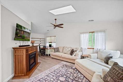 812 S Brackney Street Brookston IN 47923