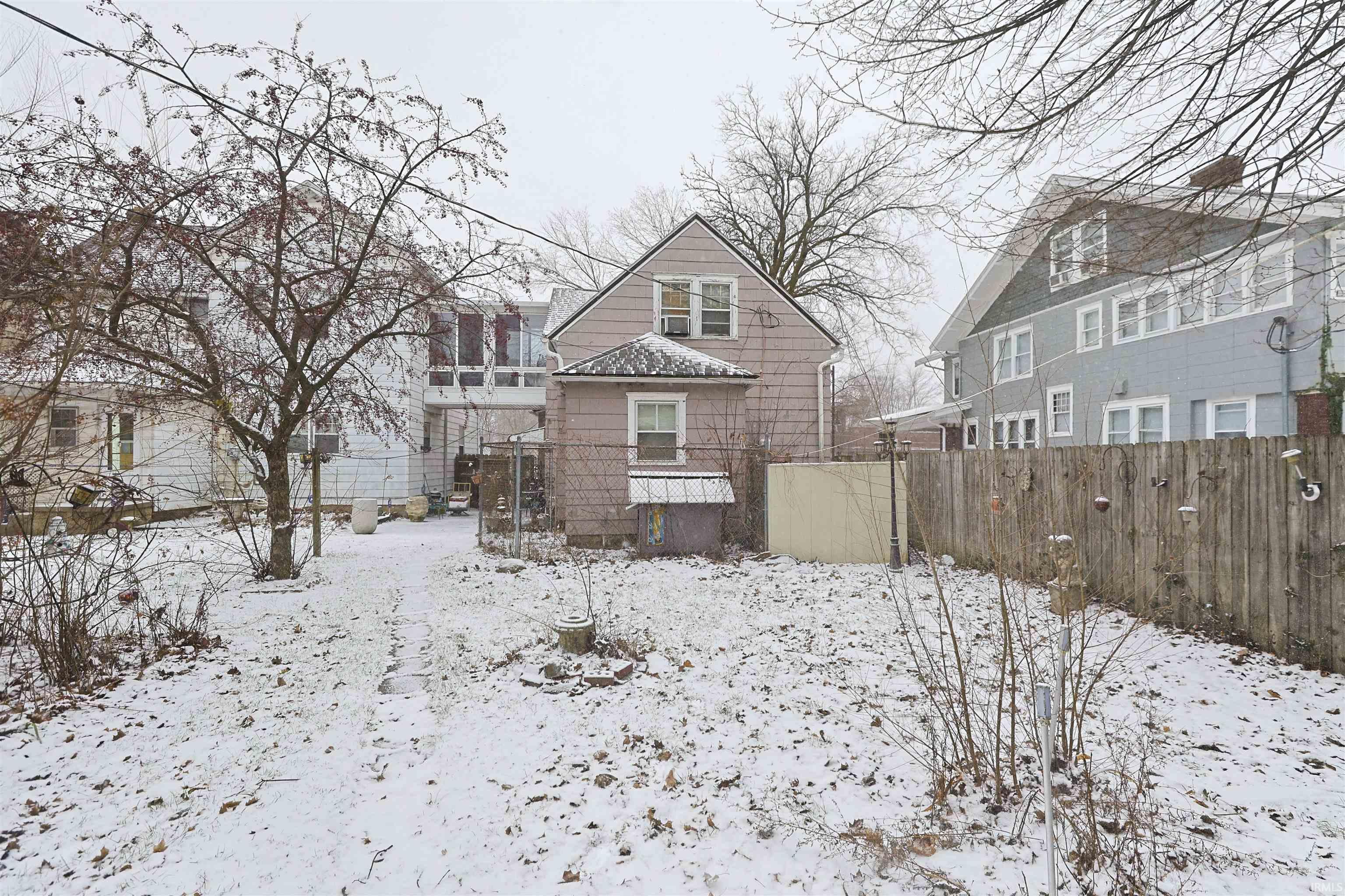 415 Lincoln Way South Bend IN 46601