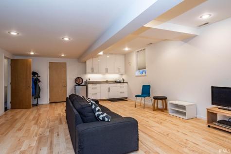 1517 E University Street Bloomington IN 47401