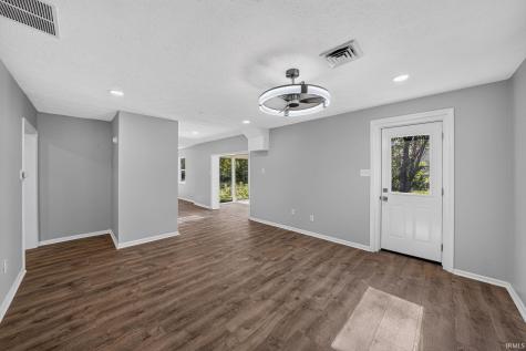 52776 Shellbark Avenue South Bend IN 46628