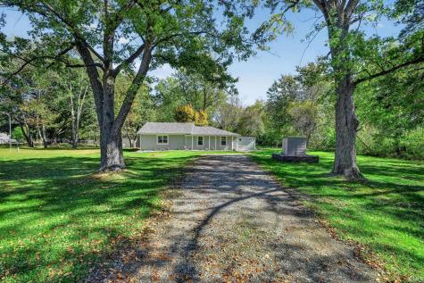 52776 Shellbark Avenue South Bend IN 46628