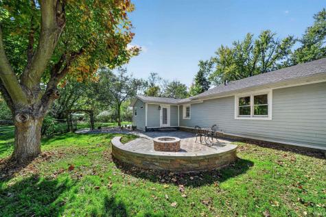 52776 Shellbark Avenue South Bend IN 46628
