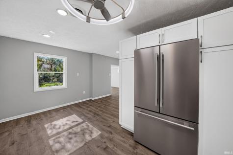 52776 Shellbark Avenue South Bend IN 46628