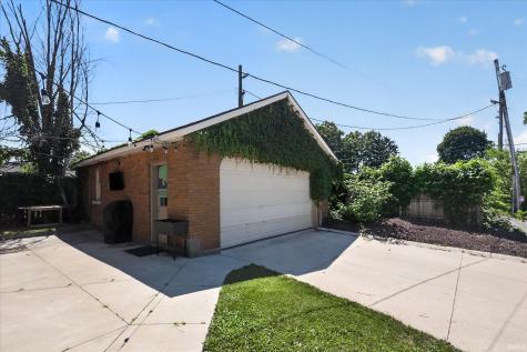 918 E Jefferson Boulevard South Bend IN 46617