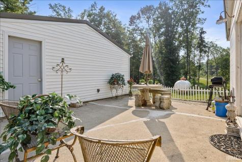 12407 E Cr 125 S Selma IN 47383