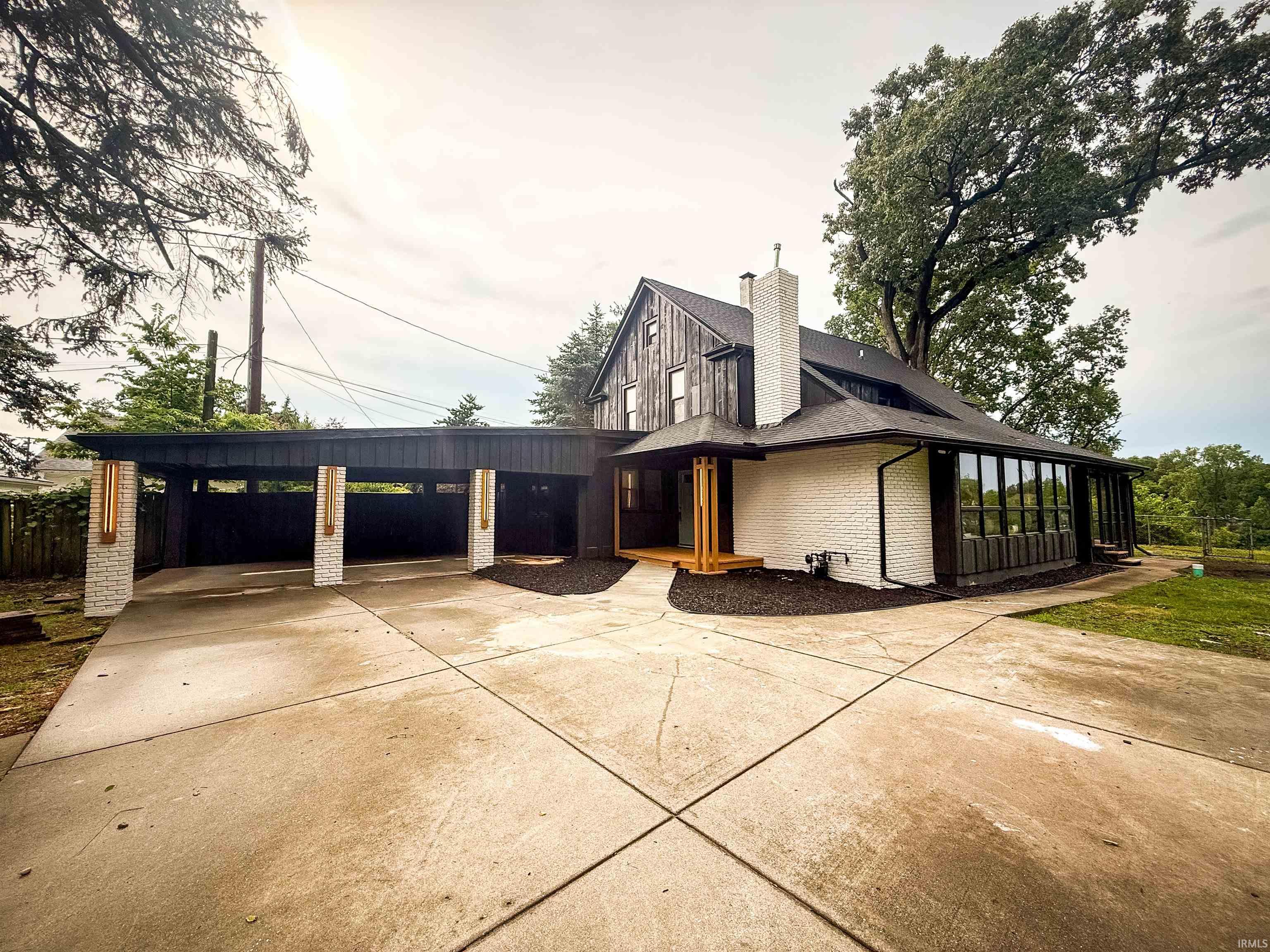 2304 Byerly Court Mishawaka IN 46544
