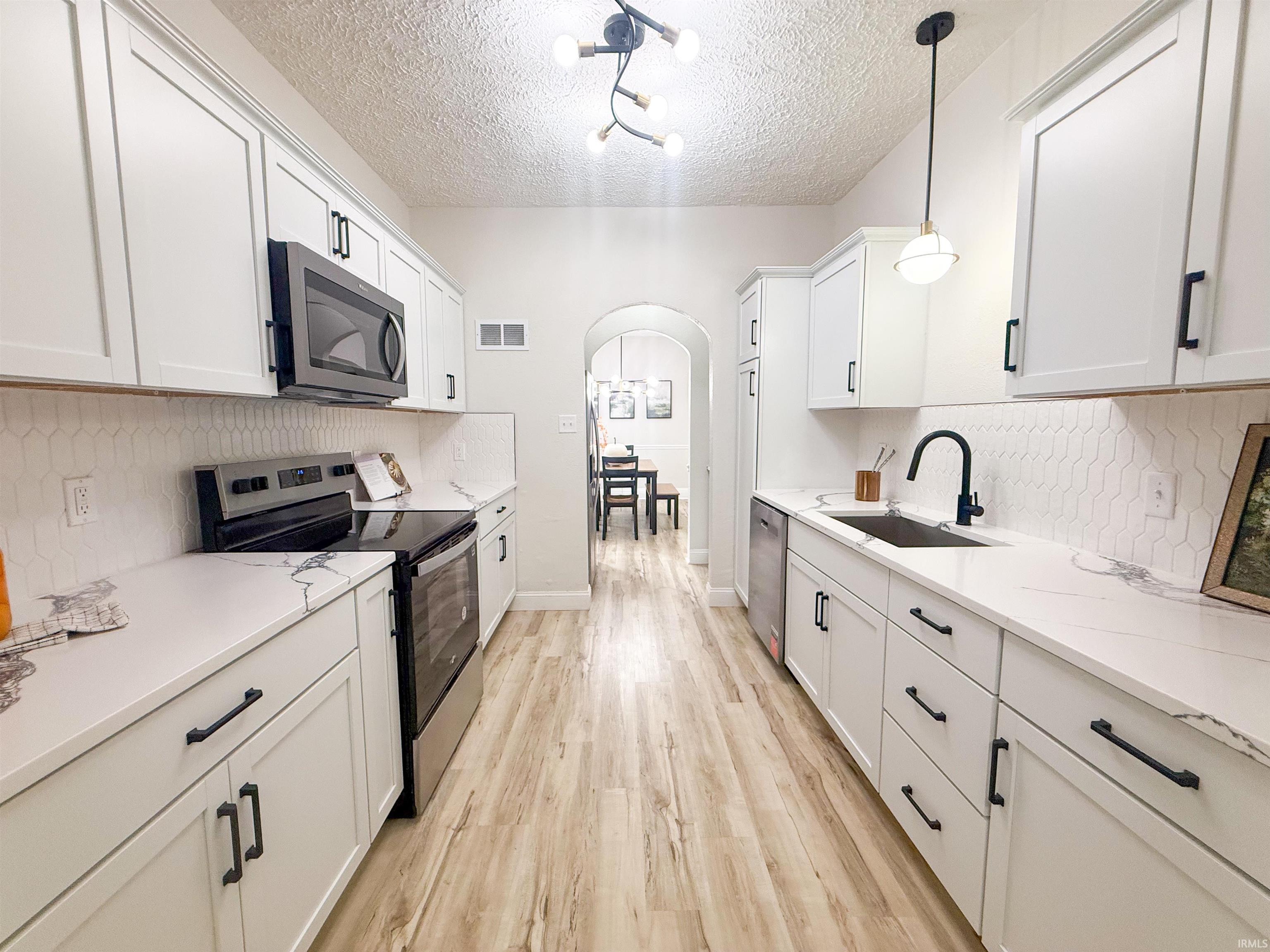 2304 Byerly Court Mishawaka IN 46544