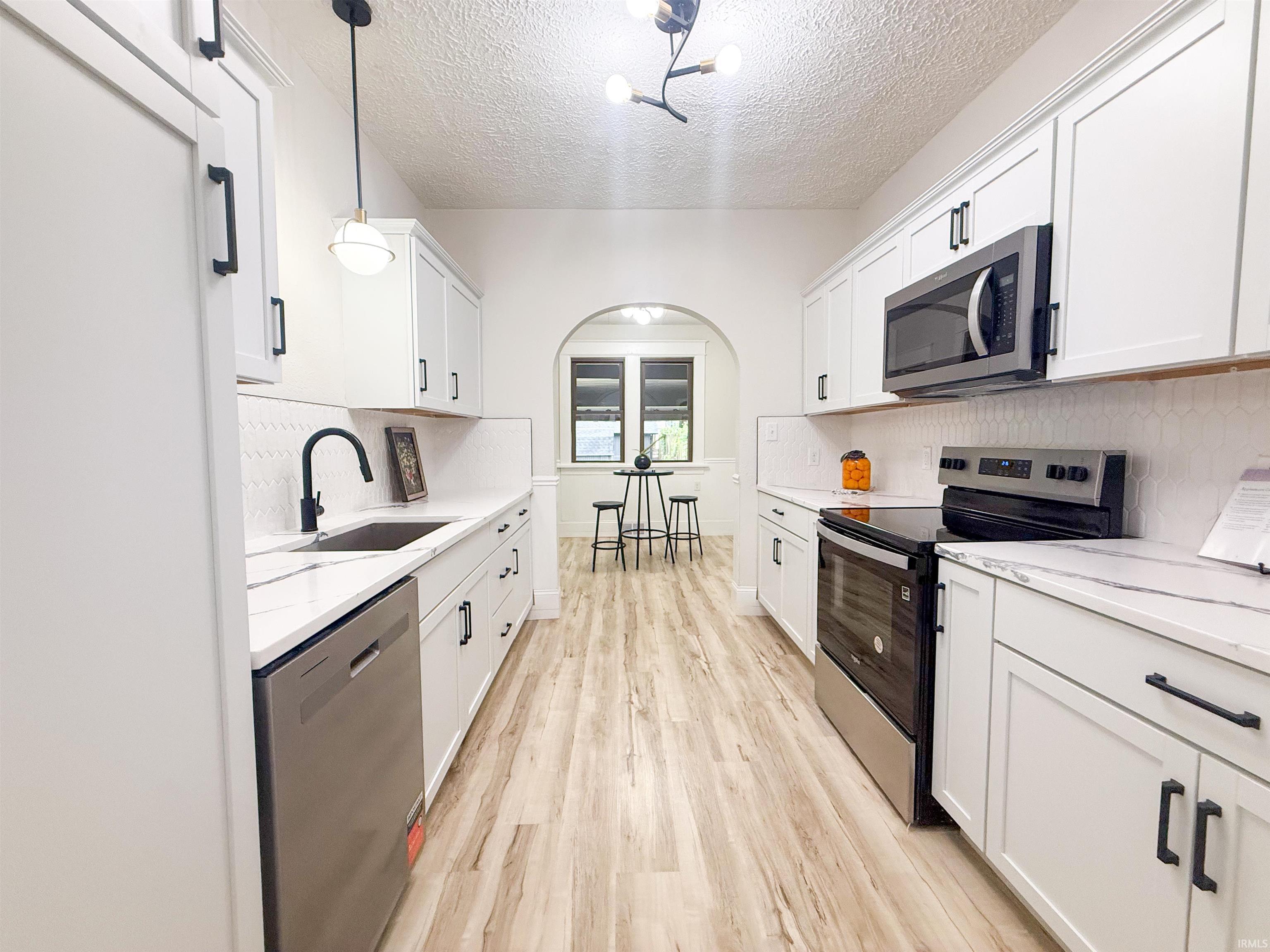 2304 Byerly Court Mishawaka IN 46544