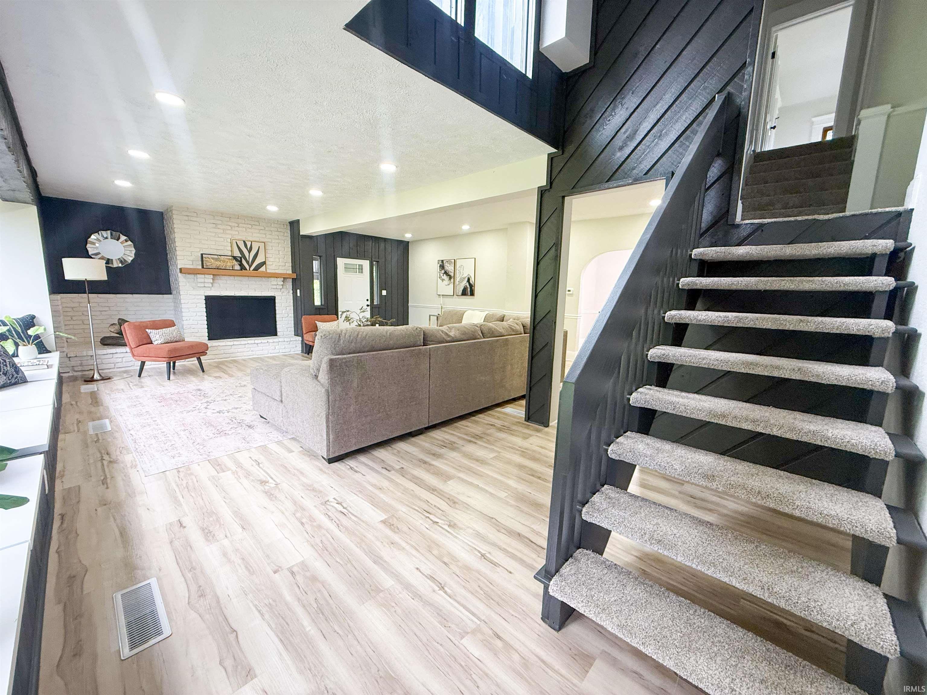 2304 Byerly Court Mishawaka IN 46544