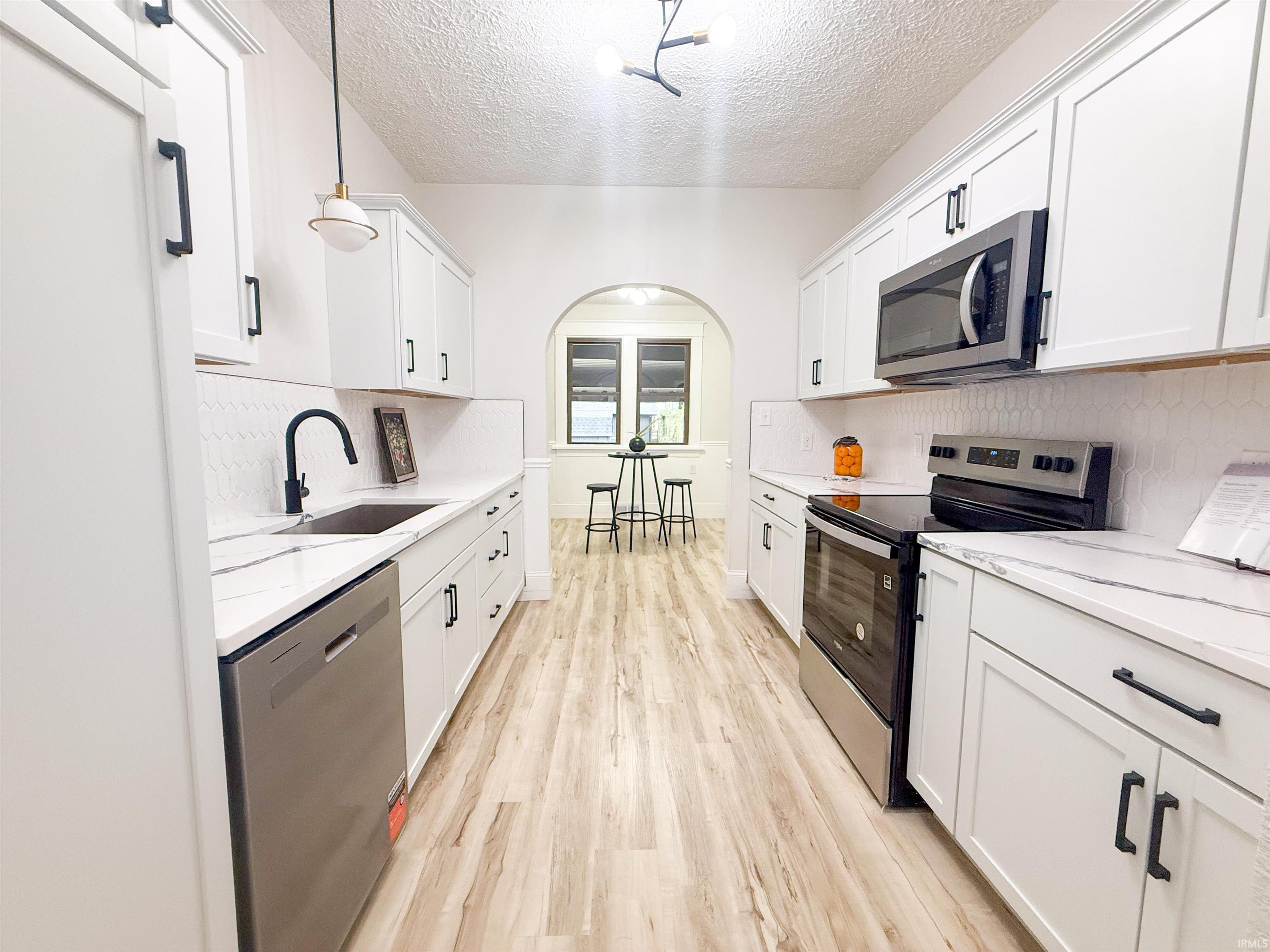 2304 Byerly Court Mishawaka IN 46544