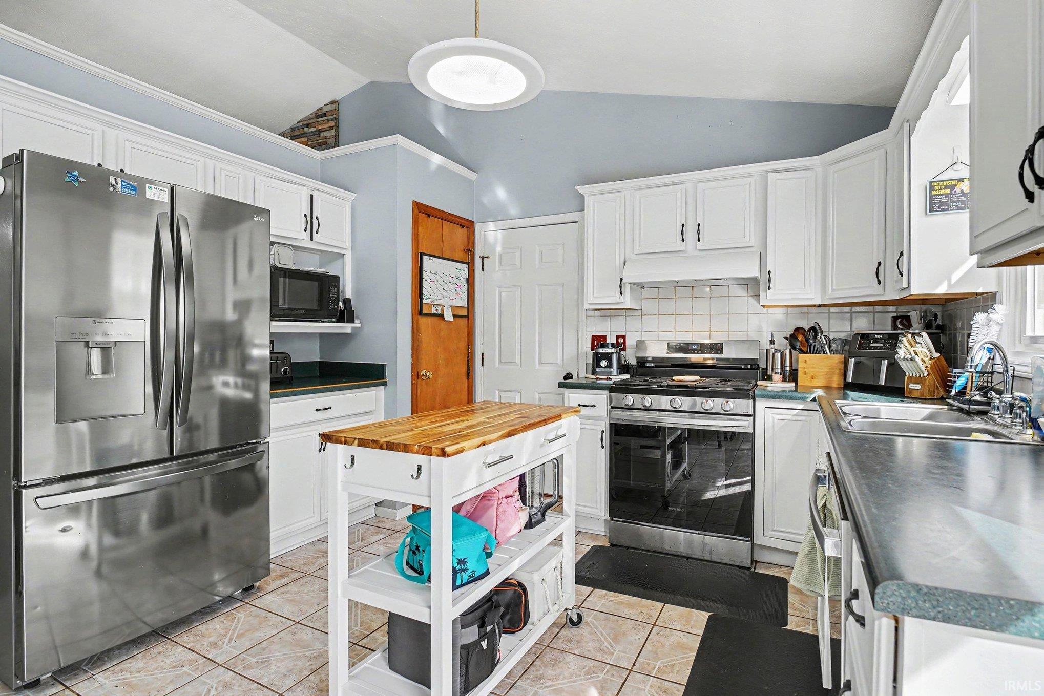 20865 River Boulevard Goshen IN 46528