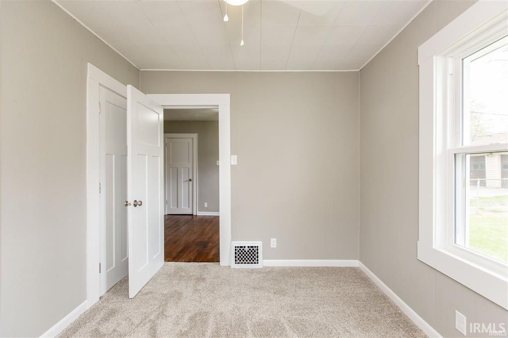 814 E Eckman Street South Bend IN 46614