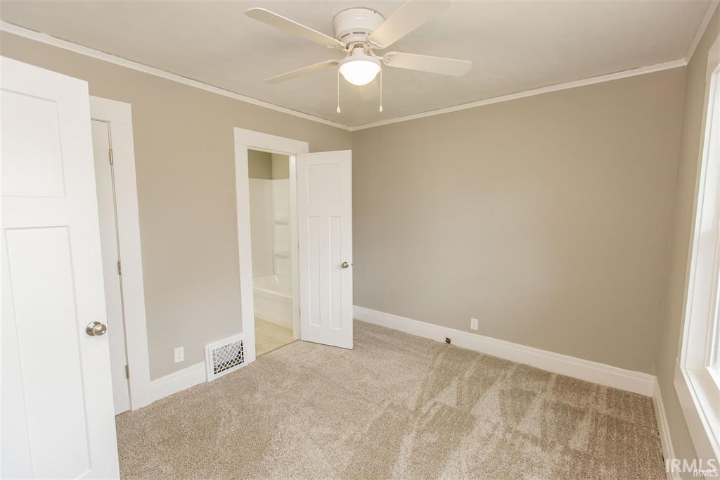 814 E Eckman Street South Bend IN 46614
