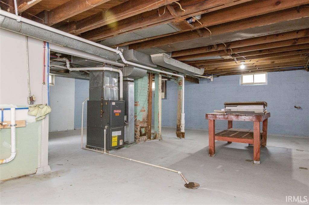 814 E Eckman Street South Bend IN 46614