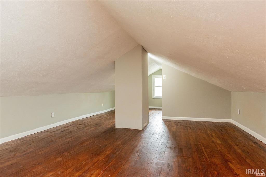 814 E Eckman Street South Bend IN 46614
