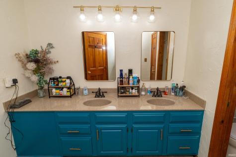 53337 E Cobus Drive Elkhart IN 46514