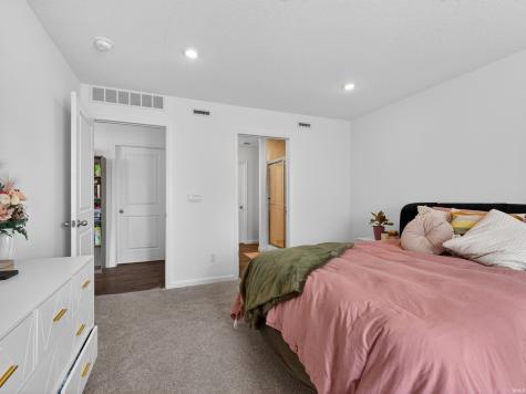 1200 Greenbrier Boulevard Warsaw IN 46582
