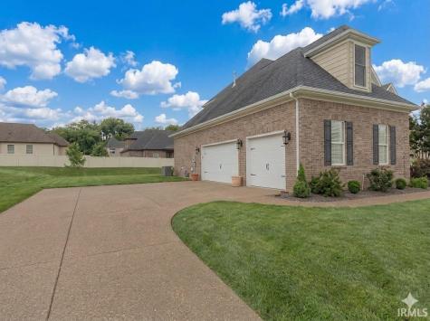 8831 Jenkins Drive Evansville IN 47725