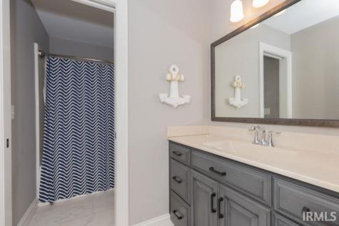8831 Jenkins Drive Evansville IN 47725