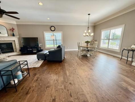 8831 Jenkins Drive Evansville IN 47725
