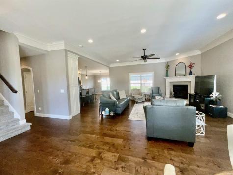 8831 Jenkins Drive Evansville IN 47725