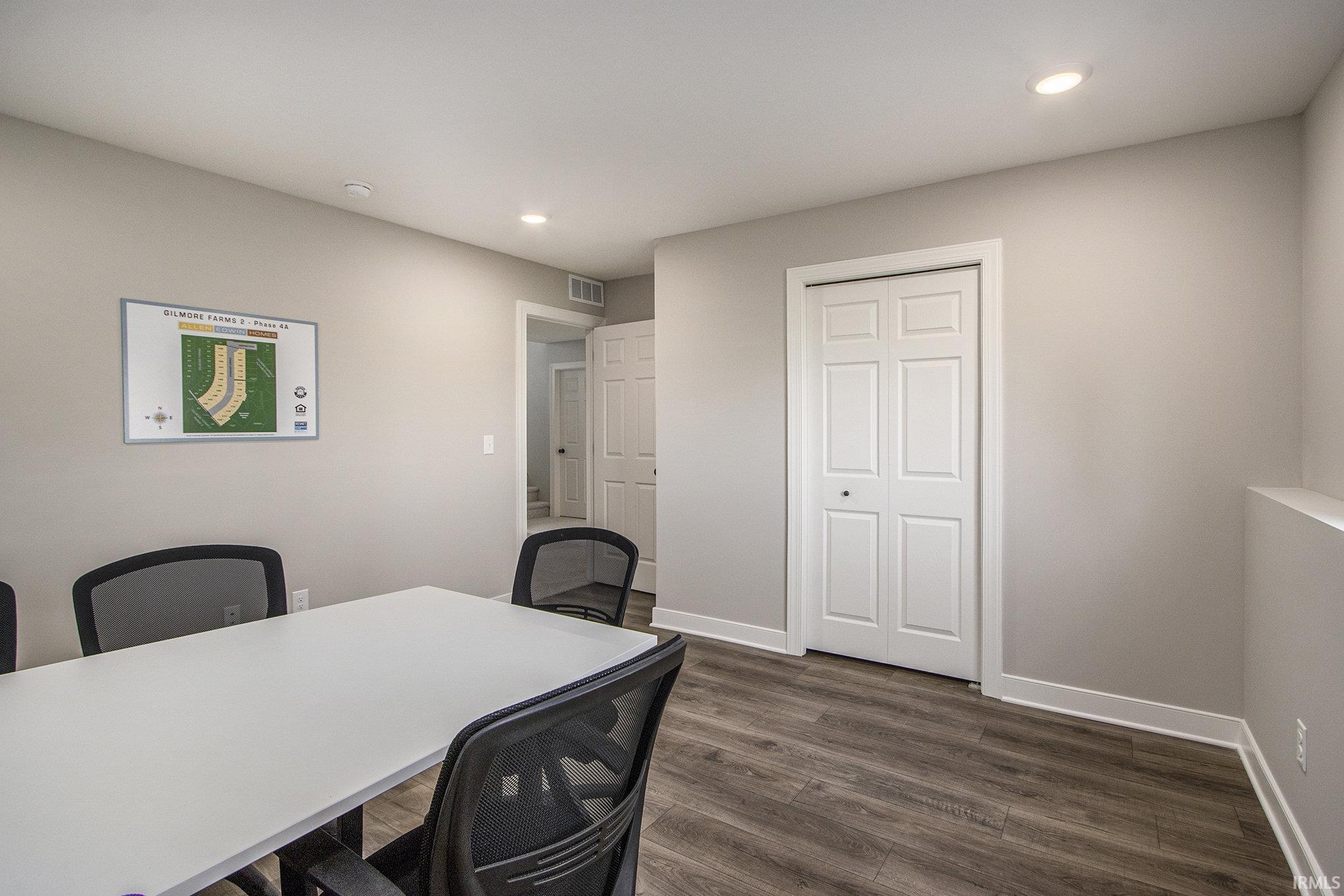 1326 Keady Court South Bend IN 46614