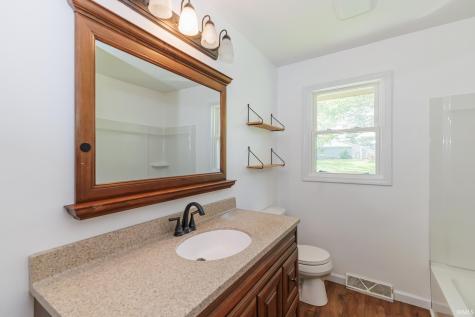 5805 E Carolyn Drive Muncie IN 47303