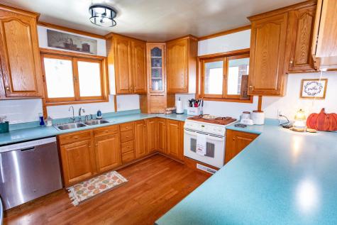 6122 E St Rd 14 Road Rochester IN 46975