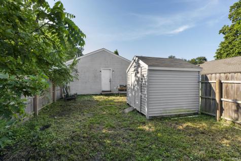 814 W Boone Street Frankfort IN 46041