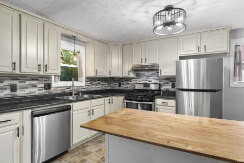 814 W Boone Street Frankfort IN 46041