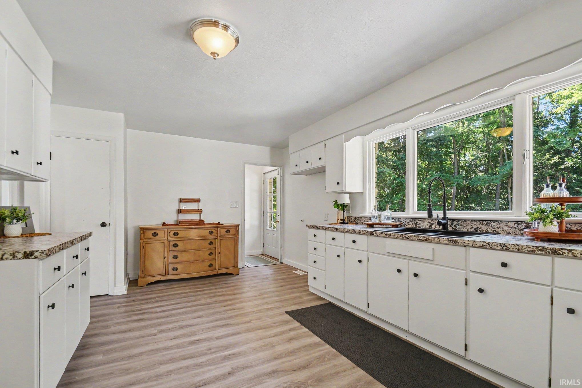 58475 Crumstown Highway South Bend IN 46619