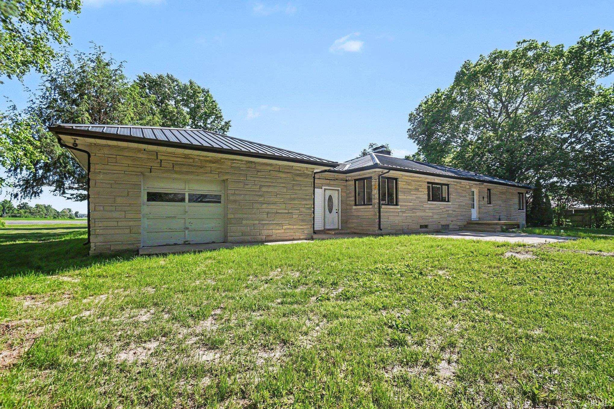 58475 Crumstown Highway South Bend IN 46619