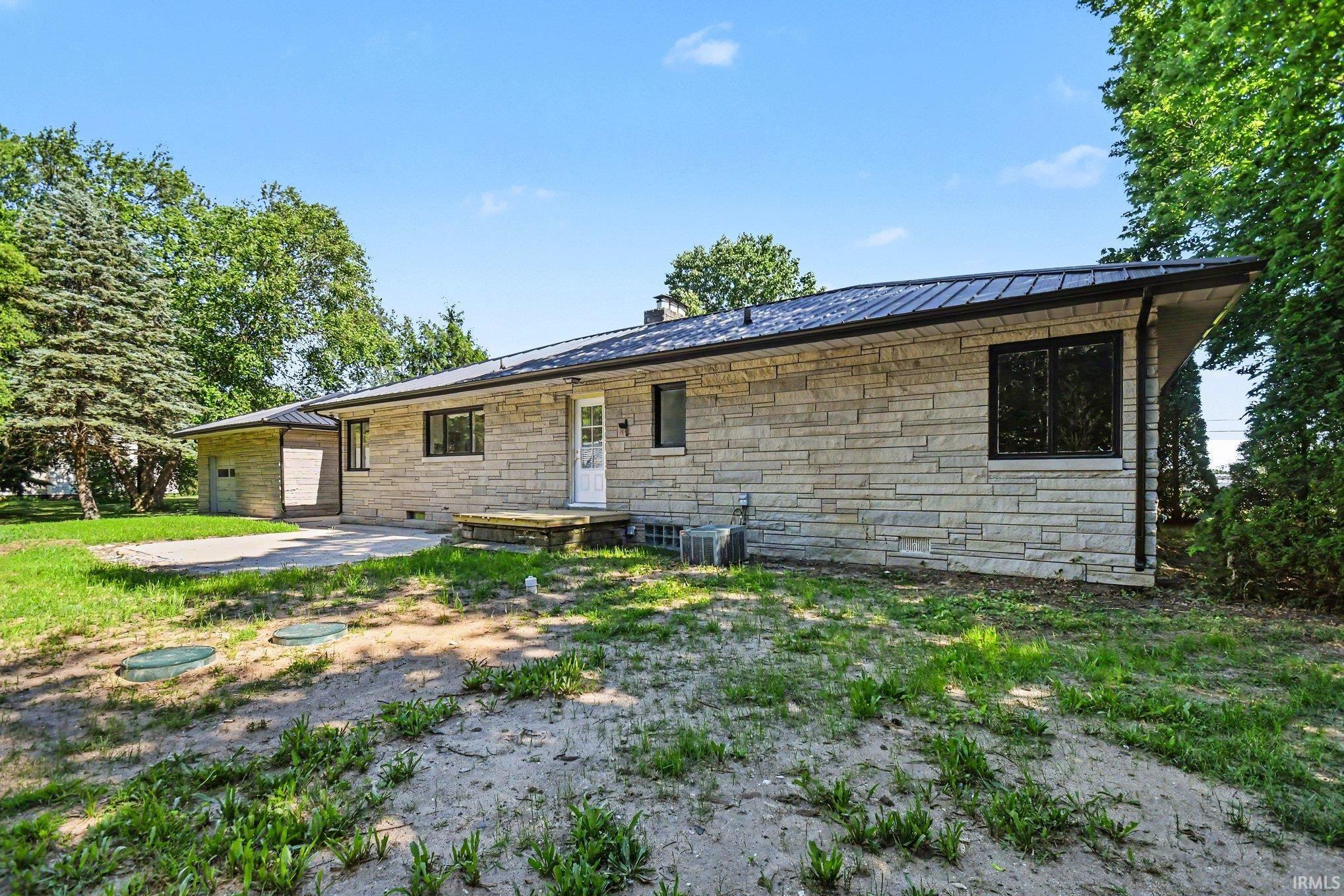 58475 Crumstown Highway South Bend IN 46619