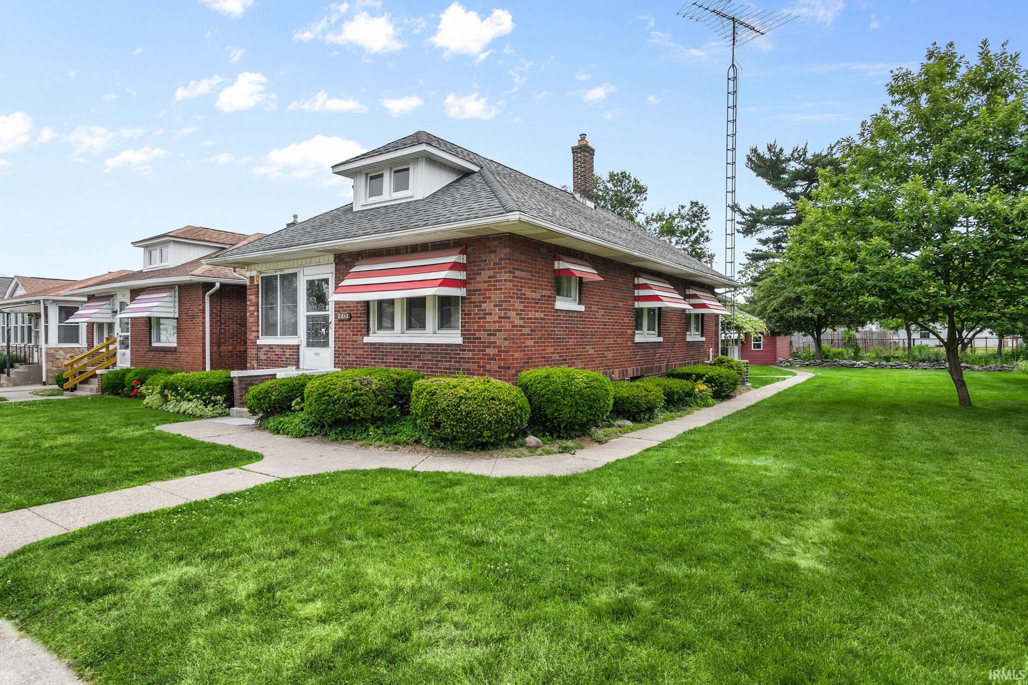 2212 Franklin Street South Bend IN 46613