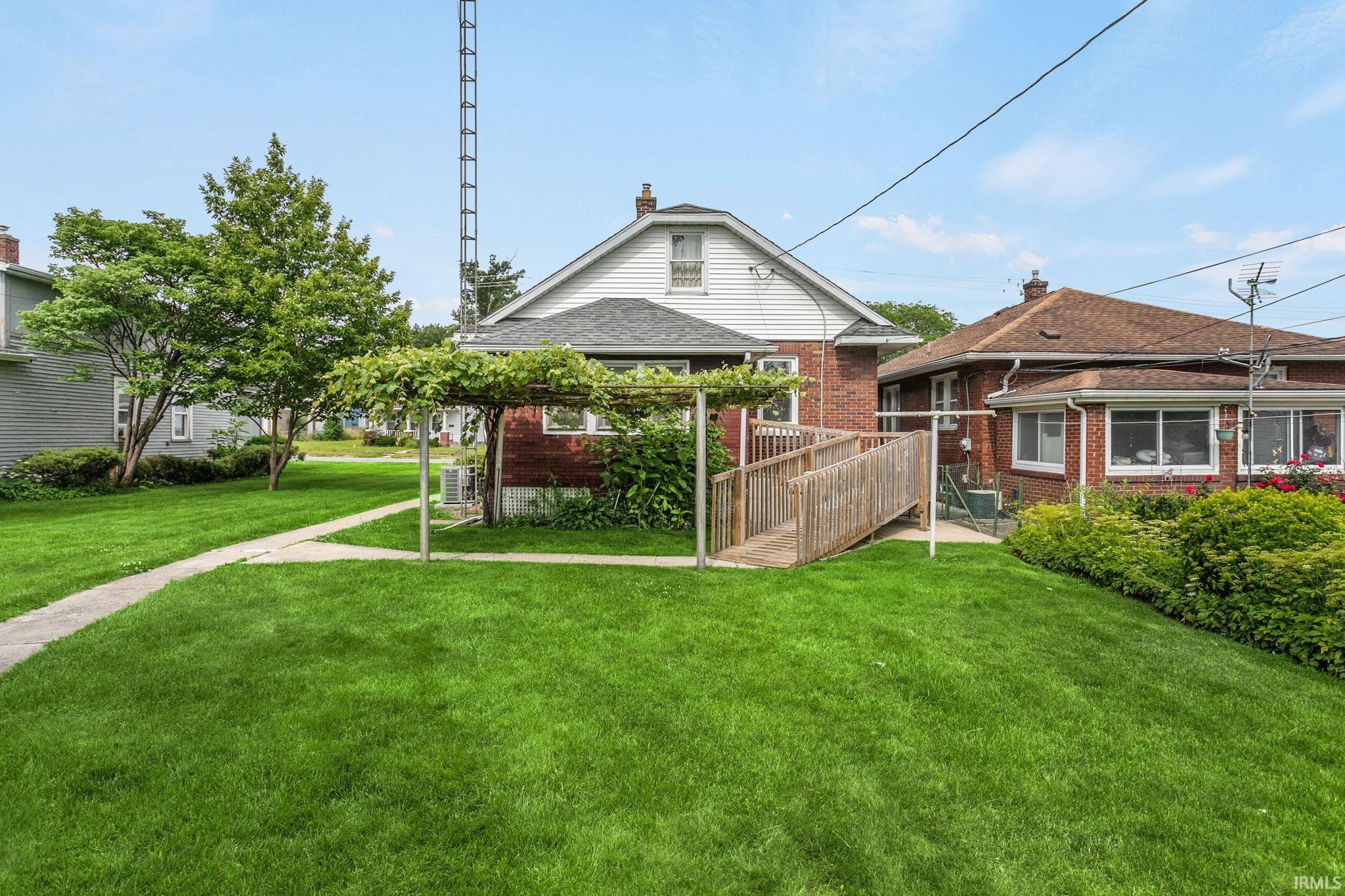 2212 Franklin Street South Bend IN 46613