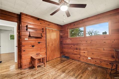 57245 Poppy Road South Bend IN 46619