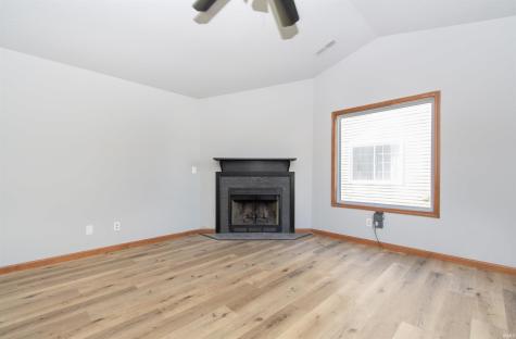 711 Burke Street Columbia City IN 46725