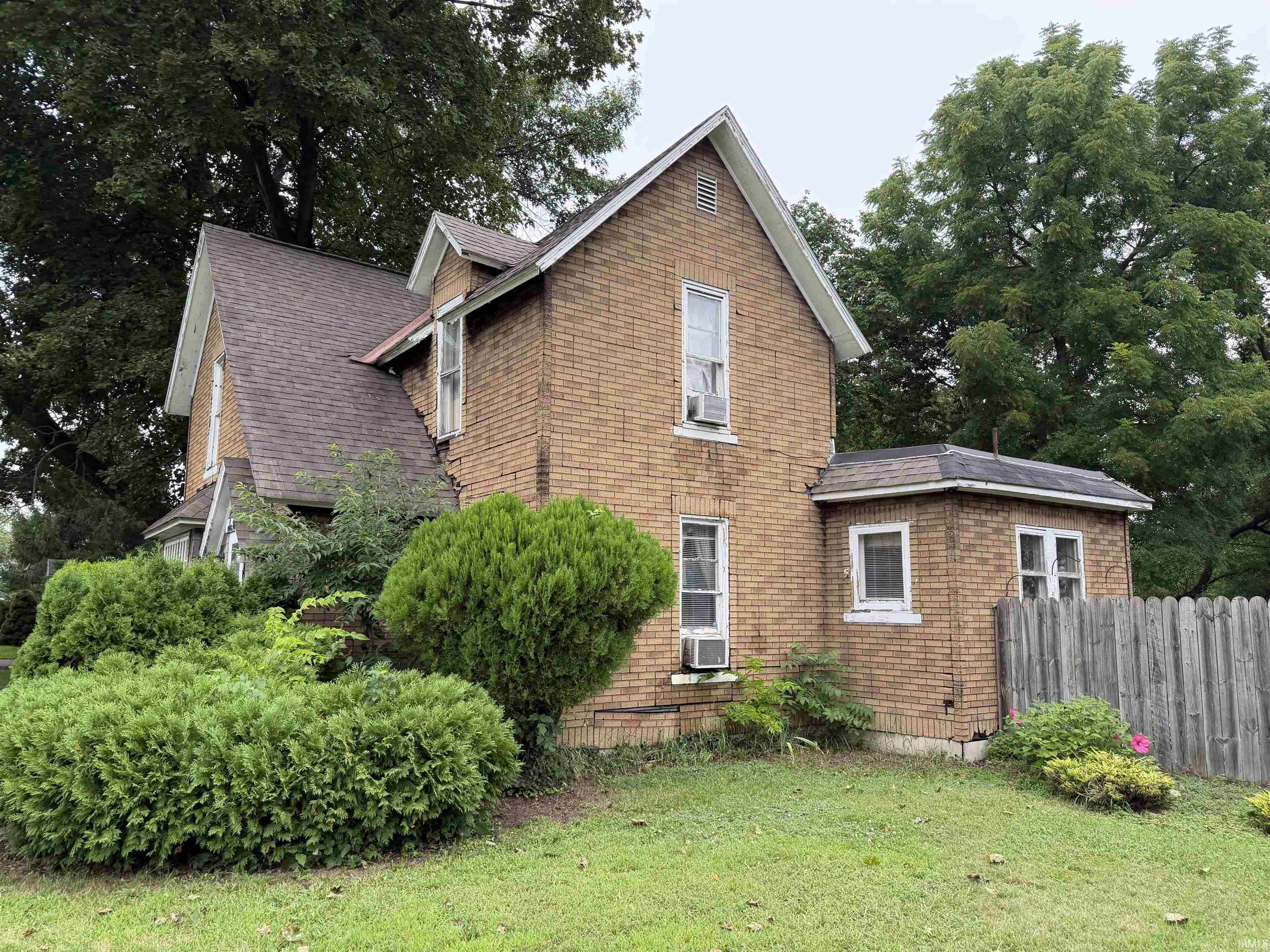 600 W Wolf Avenue Elkhart IN 46516