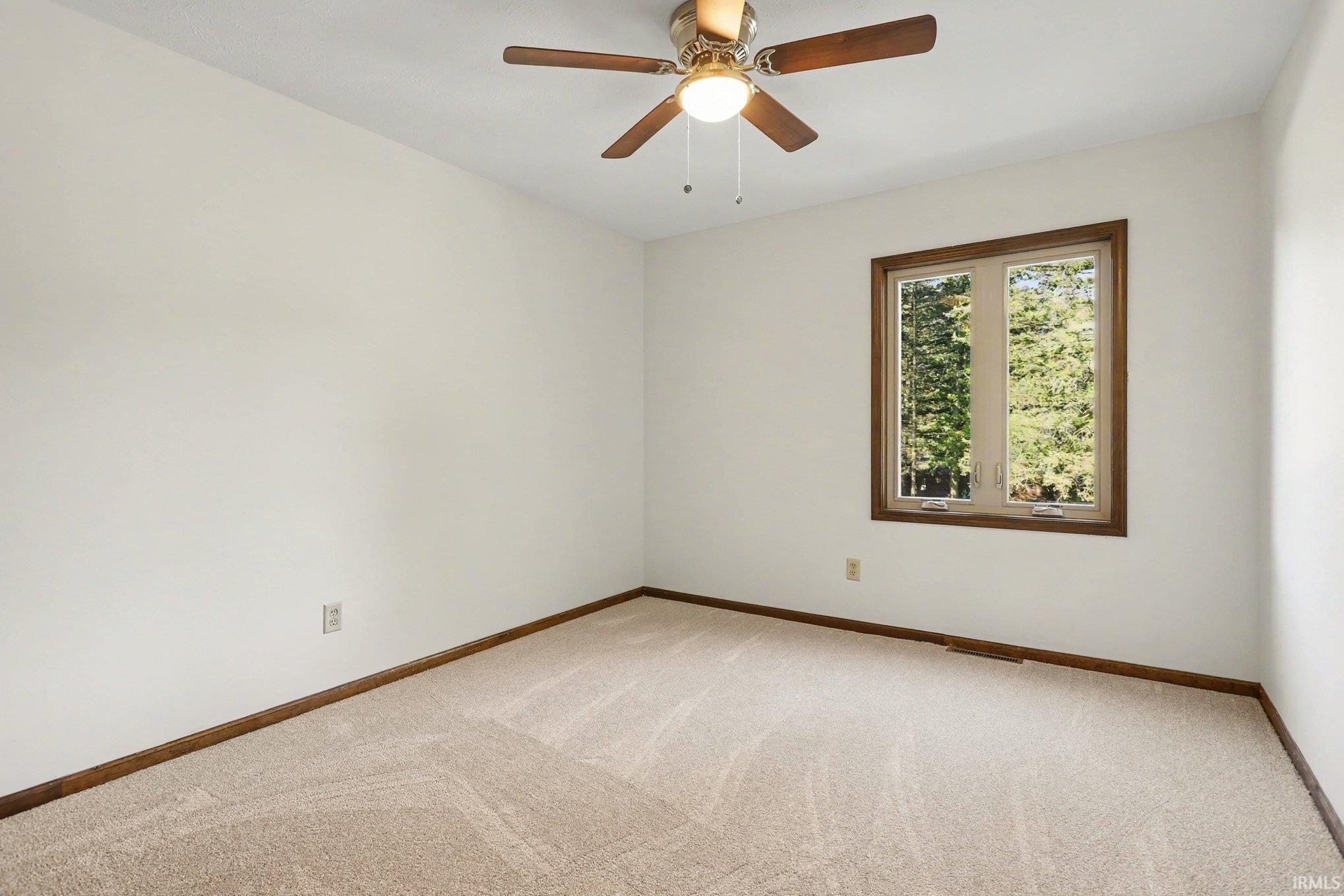 50644 Country Knolls Drive Granger IN 46530