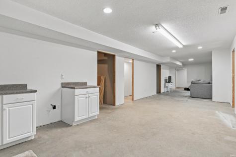 9320 Sugar Mill Drive Fort Wayne IN 46835