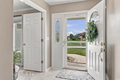 9320 Sugar Mill Drive Fort Wayne IN 46835