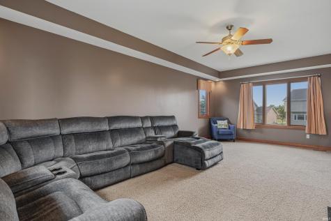 2002 Falcon Ridge Court Fort Wayne IN 46845