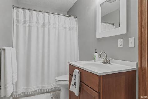 2002 Falcon Ridge Court Fort Wayne IN 46845