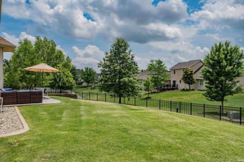 2002 Falcon Ridge Court Fort Wayne IN 46845